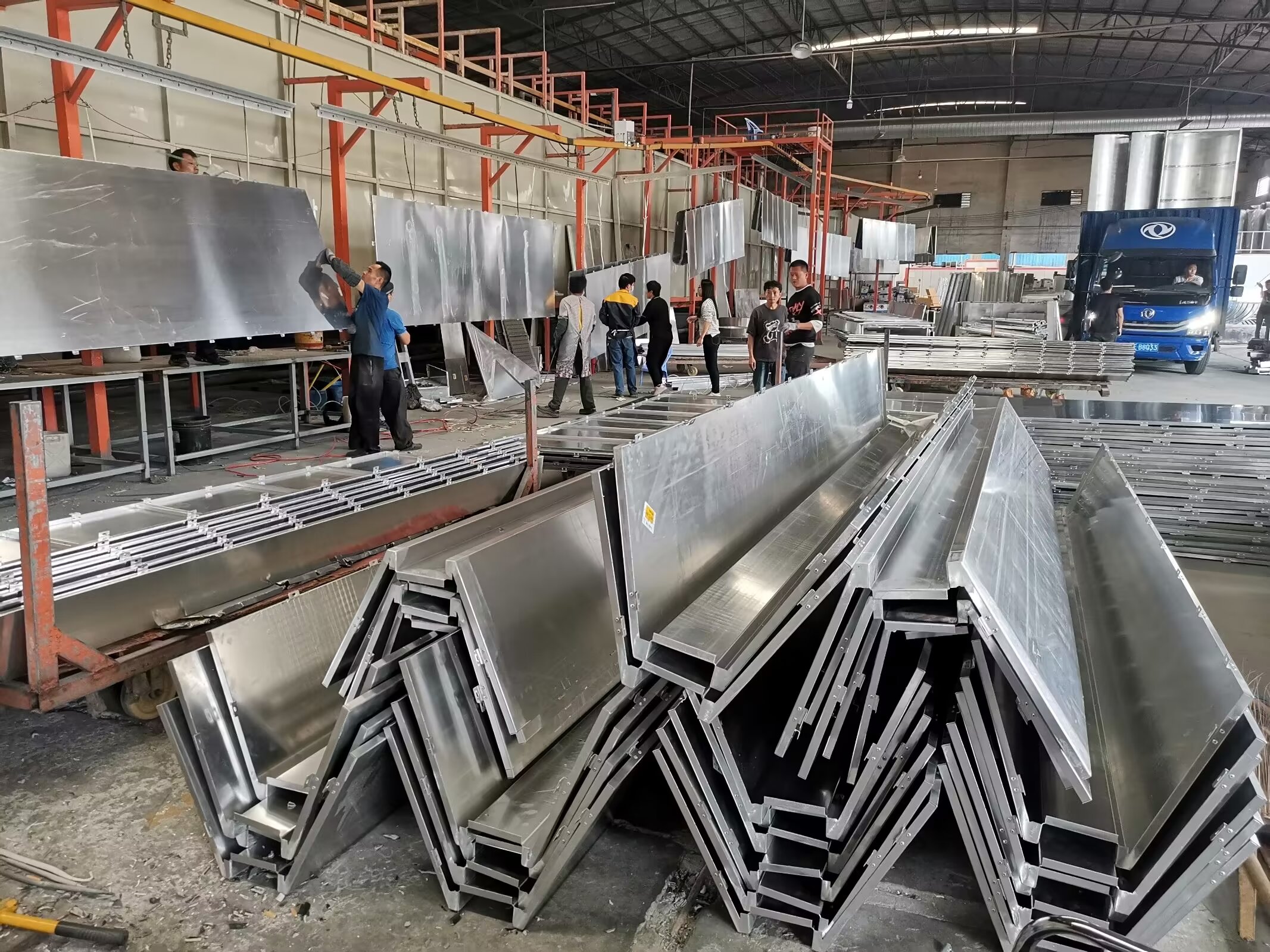 精品钣金，精益求精——解析公司钣金加工生产线的工艺与优势